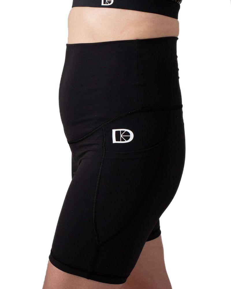 Black cycling shorts postnatal view